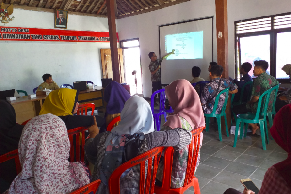 Ridwan Wahyudi Memberikan Pemahaman Mengenai SOP Pelindungan Pekerja Migran Indonesia